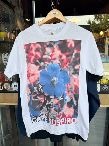 Cafe Suspiro T Shirt - Blue Flower
